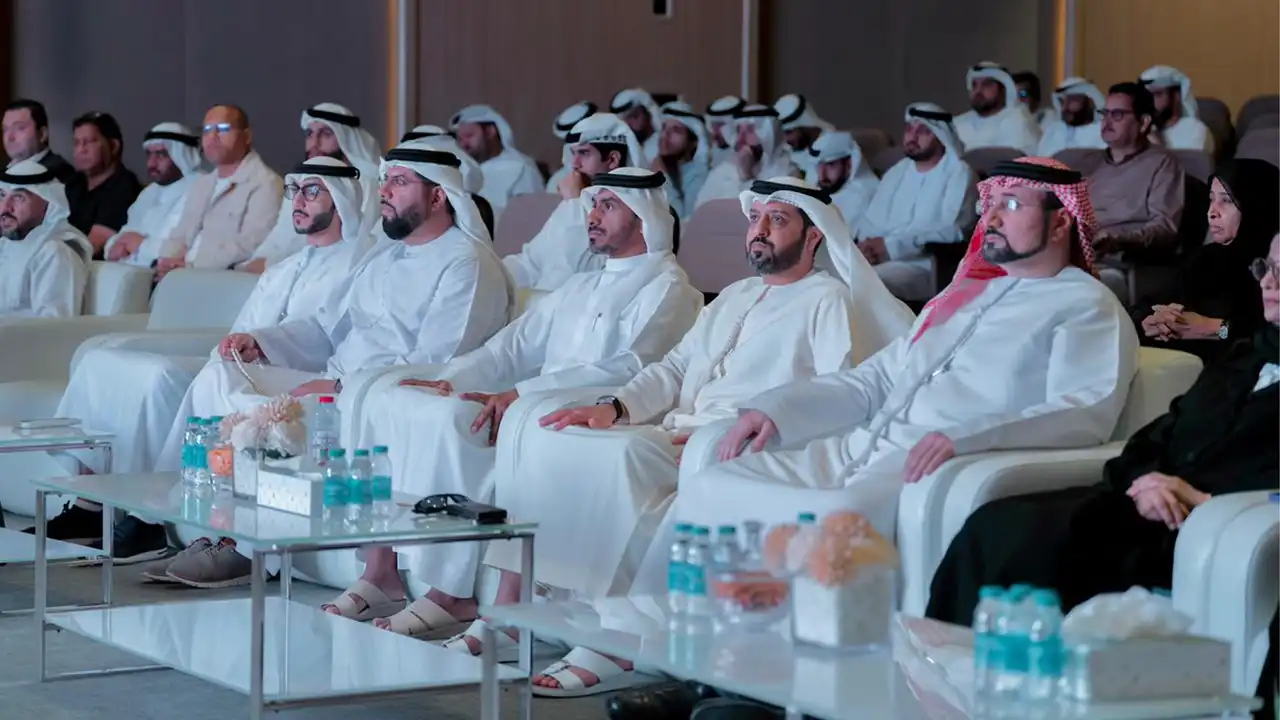معهد الشارقة للتراث يبرز أهمية التكامل المؤسسي بين إداراته